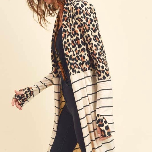 Leopard Layering Cardigan - Picture 3 of 3